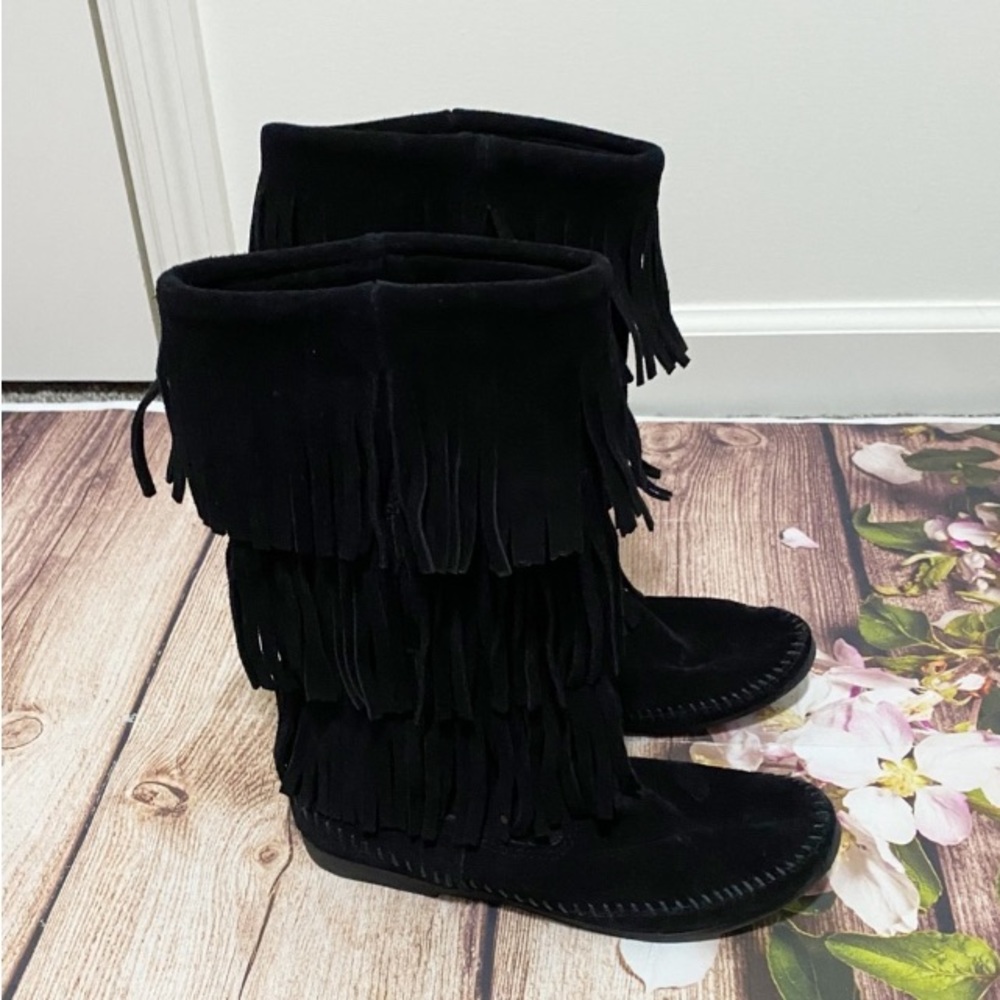 Minnetonka Suede Three-Layer Fringe Moccasin Boot… - image 5